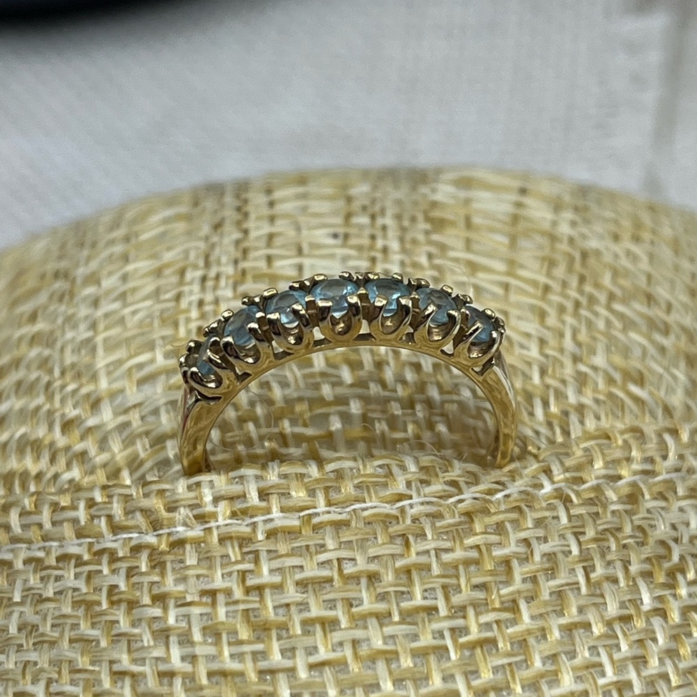 ✨ Vintage 10K Gold Natural Aquamarine Band Ring – Estate Beauty! ✨ - Picture 7 of 17